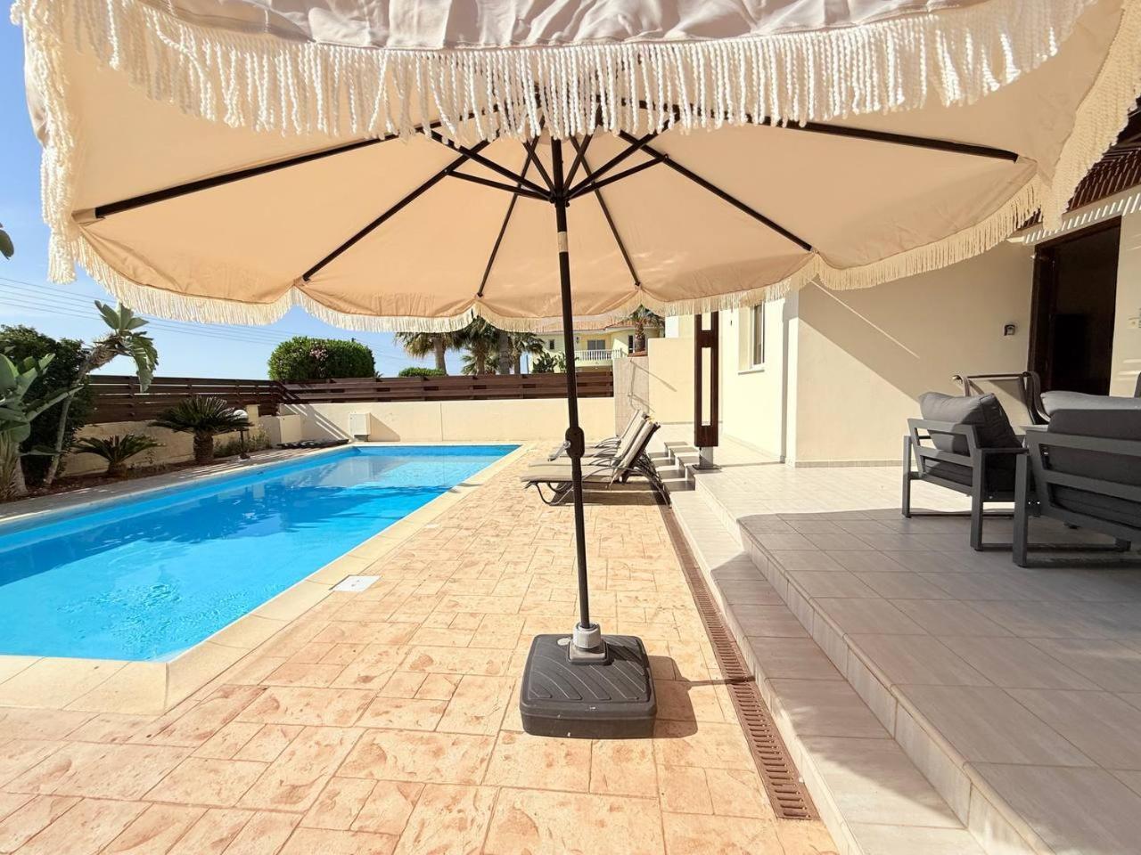 Atlantica 4 Bedroom Villa Near The Beach Protaras Luaran gambar